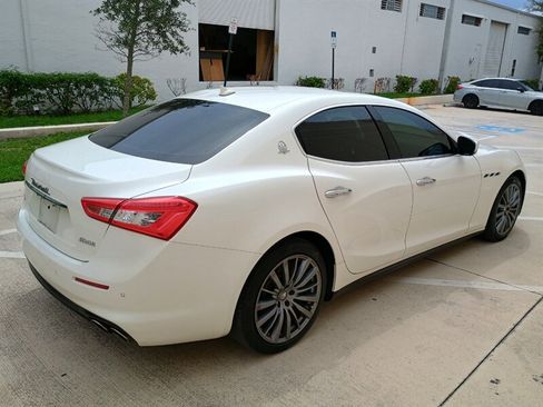 Used 2019 Maserati Ghibli S Q4 AWD/4WD image 6