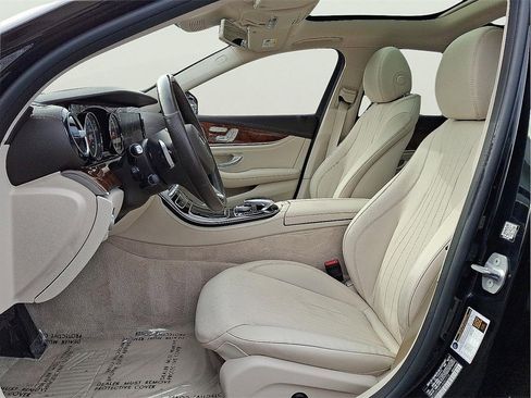 Used 2018 Mercedes-Benz E 300 E 300 image 23