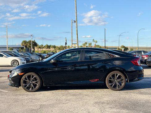 Used 2021 Honda Civic Sport image 2