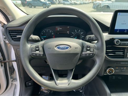 Certified 2022 Ford Escape SE AWD/4WD image 34
