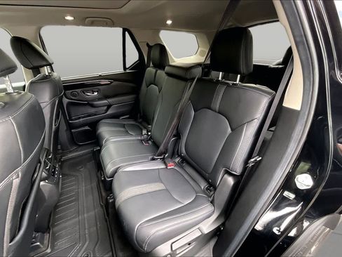 Used 2024 Honda Pilot Touring image 25