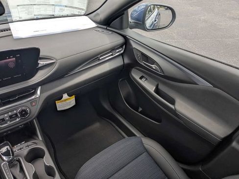 New 2026 Buick Envista Sport Touring w/ Convenience I Package FWD image 19