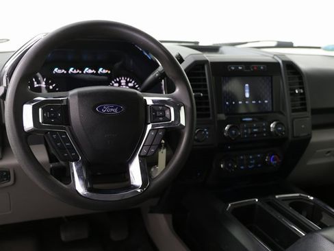 Used 2018 Ford F150 XL w/ Equipment Group 101A Mid image 5