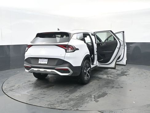 Certified 2023 Kia Sportage EX image 33