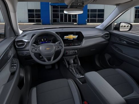 New 2026 Chevrolet TrailBlazer LT w/ Driver Confidence Package FWD image 15