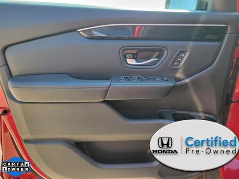 Certified 2025 Honda Pilot EX-L image 18
