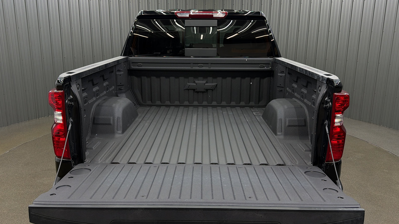 Used 2026 Chevrolet Silverado 1500 LT AWD/4WD image 17