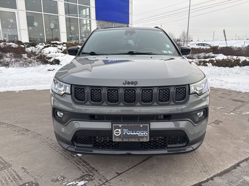 Used 2023 Jeep Compass Altitude w/ Convenience Group image 3