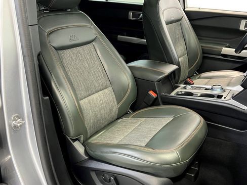 Used 2022 Ford Explorer Timberline image 11