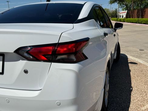 Used 2024 Nissan Versa S w/ Trunk Package image 4