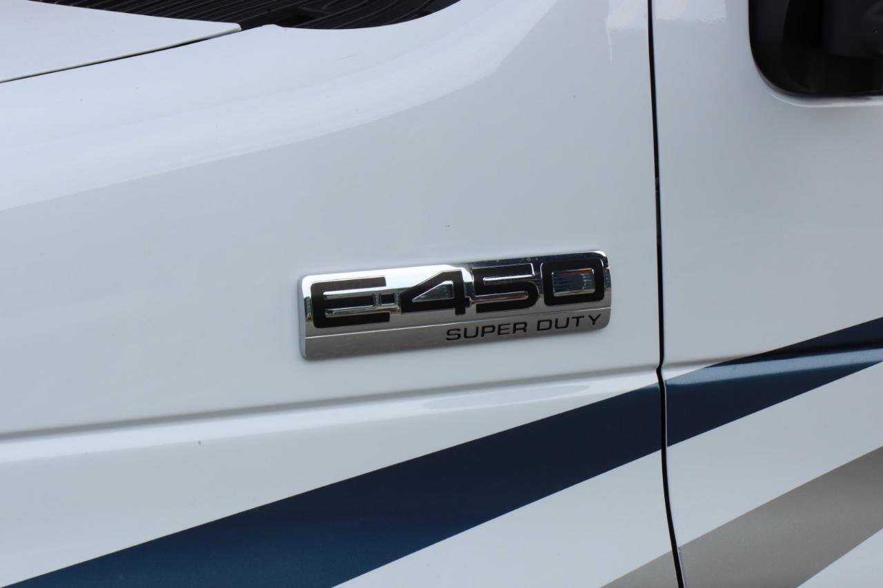 Used 2022 Ford E-450 and Econoline 450 Super Duty w/ Motorhome Prep Package RWD image 22