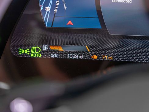 Certified 2024 Ferrari Roma image 7