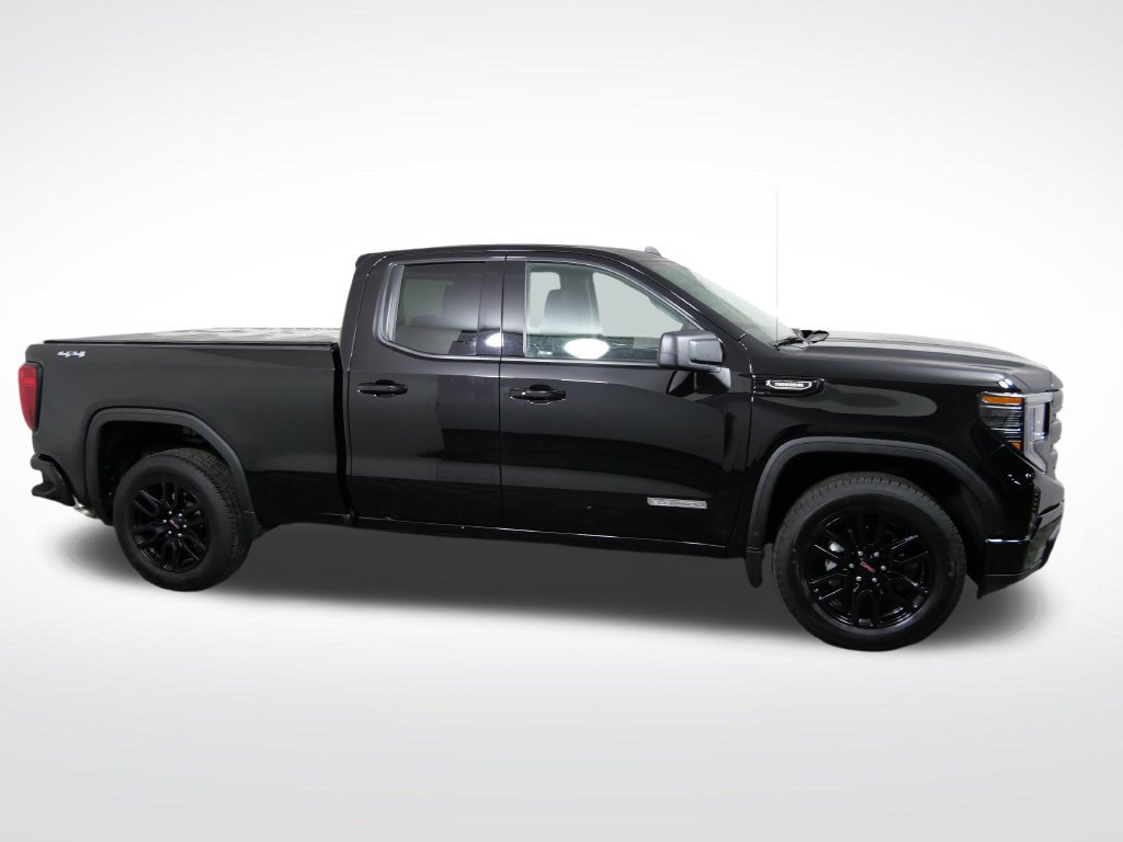 Used 2025 GMC Sierra 1500 Elevation AWD/4WD image 2
