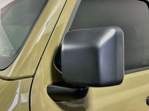 Used 2025 Jeep Gladiator Mojave AWD/4WD image 12