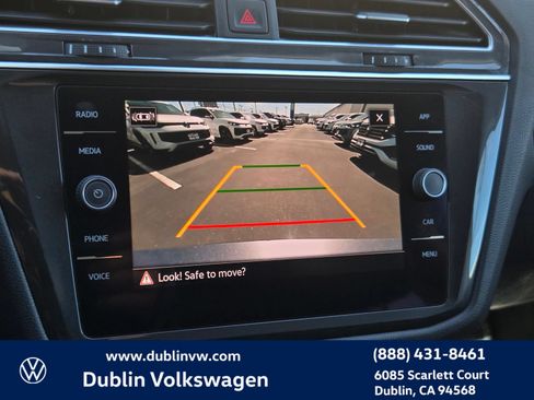 Certified 2022 Volkswagen Tiguan SE FWD image 15