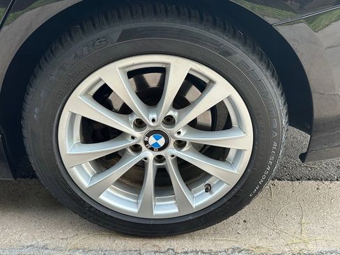 Used 2018 BMW 320i Sedan image 45