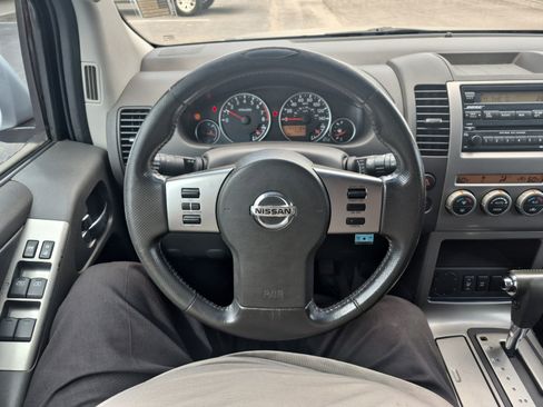 Used 2007 Nissan Pathfinder SE w/ SE Premium Pkg image 27