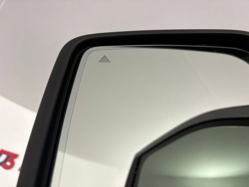 Used 2024 RAM 2500 Limited AWD/4WD image 22
