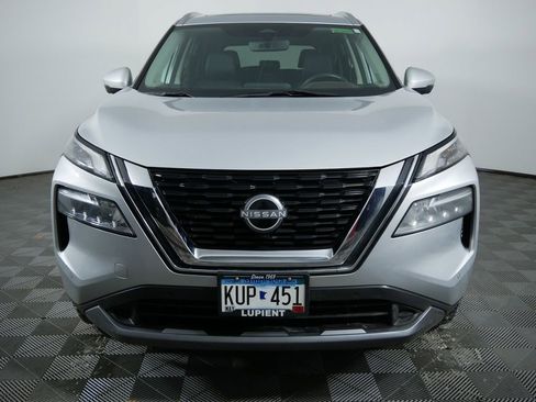 Used 2023 Nissan Rogue SL w/ SL Premium Package image 3