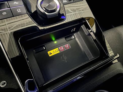 Used 2024 Toyota bZ4X XLE w/ Weather Package image 27