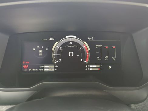 Used 2025 Toyota Tundra Limited w/ TRD Off-Road Package image 16