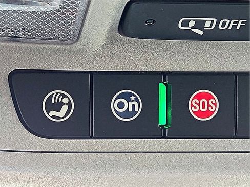 Used 2024 GMC Terrain SLE image 22