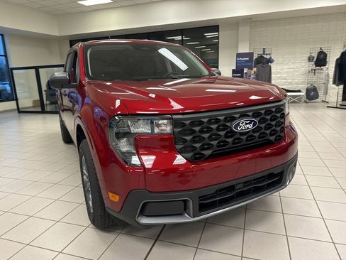 New 2025 Ford Maverick XLT w/ Equipment Group 302A image 4