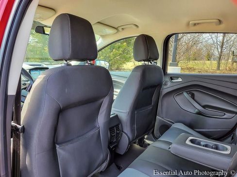 Used 2016 Ford Escape SE w/ Equipment Group 201A image 12