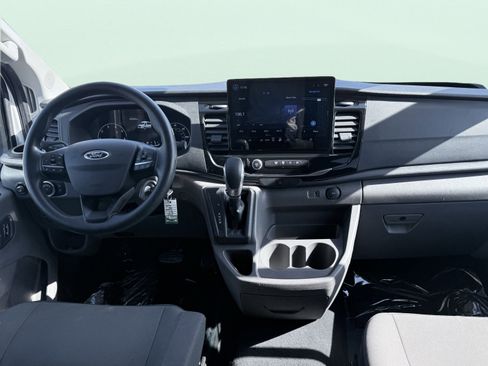 Used 2023 Ford Transit 350 XLT image 37