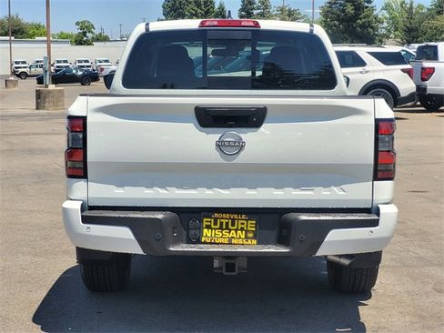 New 2026 Nissan Frontier SV w/ SV Convenience Package image 5