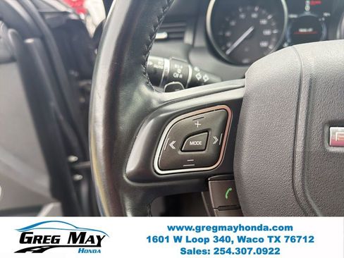 Used 2017 Land Rover Range Rover Evoque SE Premium image 13