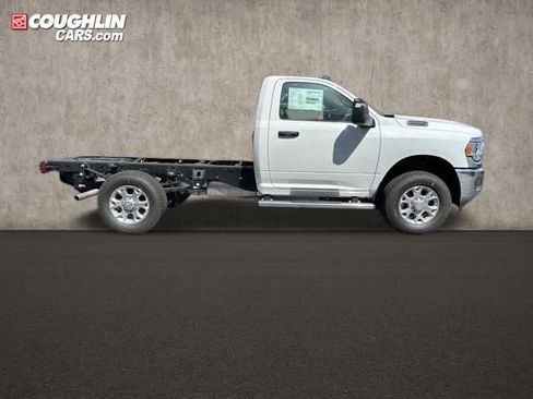 New 2024 RAM 3500 Tradesman image 5