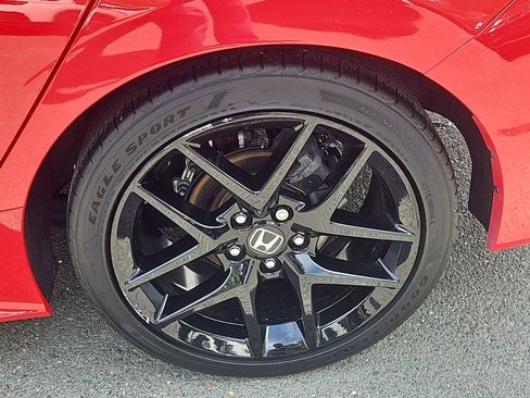 Used 2024 Honda Civic Sport image 8