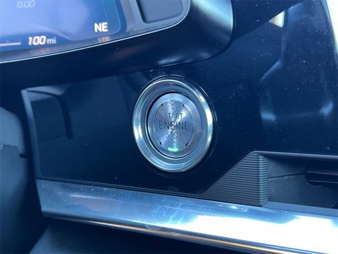 Used 2020 Chevrolet Corvette Stingray Coupe w/ Z51 Performance Package image 29