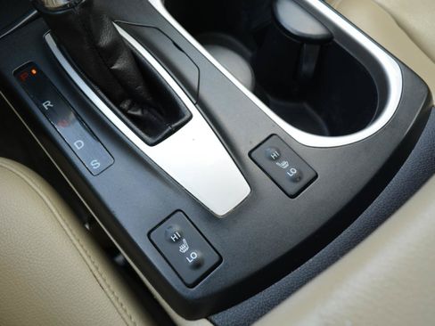 Used 2017 Acura RDX AWD image 24