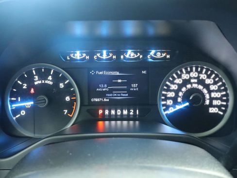 Used 2016 Ford F150 XLT w/ Heavy-Duty Payload Package AWD/4WD image 39