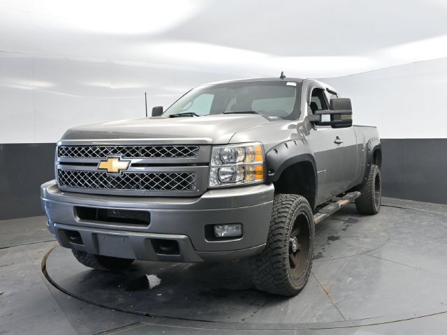 Used 2013 Chevrolet Silverado 2500 LT w/ Z71 Appearance Package AWD/4WD image 7