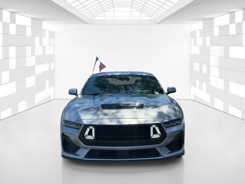 Used 2024 Ford Mustang GT RWD image 2