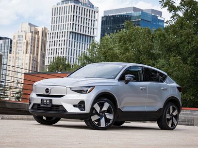 Certified 2023 Volvo C40 P8 Recharge Ultimate w/ Protection Package Premier