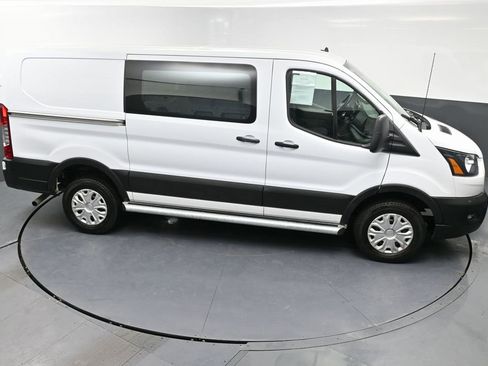 Used 2024 Ford Transit 250 Low Roof w/ Exterior Upgrade Package image 43