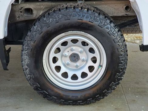 Used 2022 Chevrolet Silverado 1500 W/T w/ WT Value Package image 22