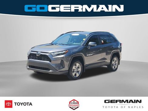 Used 2025 Toyota RAV4 XLE FWD image 1