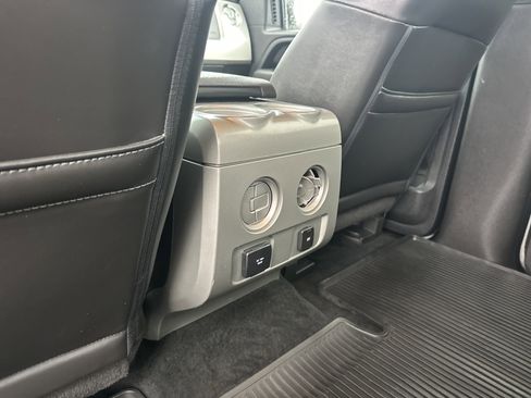 Used 2011 Ford F150 FX4 w/ FX Luxury Pkg image 13