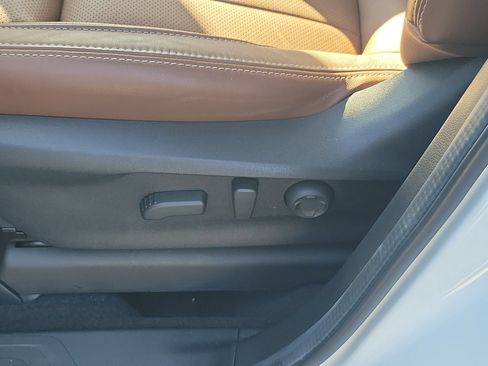 Certified 2024 Subaru Ascent Touring image 25