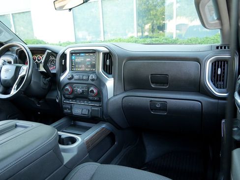 Used 2021 Chevrolet Silverado 1500 LT Trail Boss w/ Convenience Package II AWD/4WD image 7