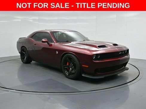 Used 2019 Dodge Challenger SRT Hellcat image 1