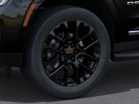 New 2026 GMC Yukon XL Denali w/ Advanced Technology Package AWD/4WD image 9