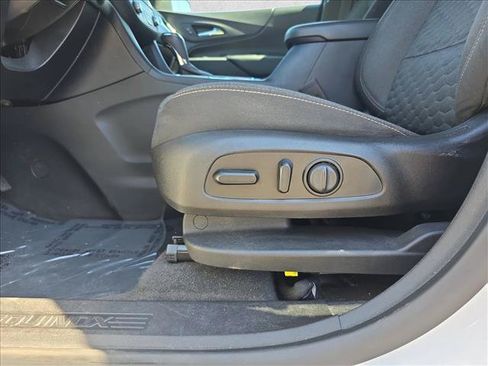 Used 2019 Chevrolet Equinox LT AWD/4WD image 28