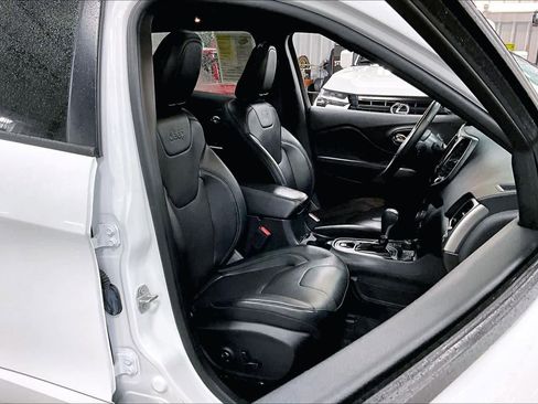 Used 2021 Jeep Cherokee High Altitude image 9