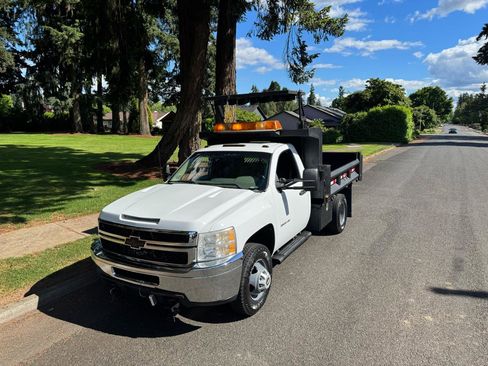 Used 2011 Chevrolet Silverado 3500 W/T w/ Snow Plow Prep Package AWD/4WD image 9